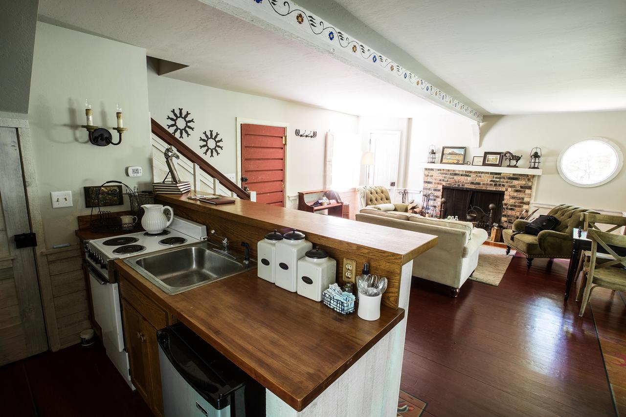 Bed and Breakfast The Morris Estate à Niles Extérieur photo